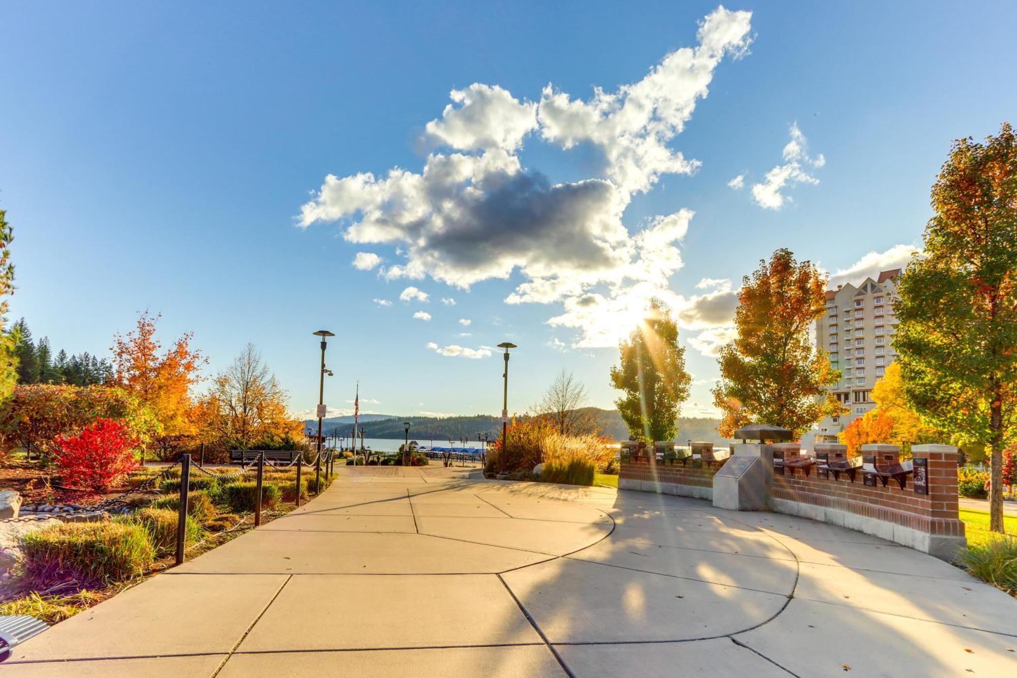 Modern Coeur Dalene Getaway Condo Walk Downtown! Coeur d'Alene Bagian luar foto