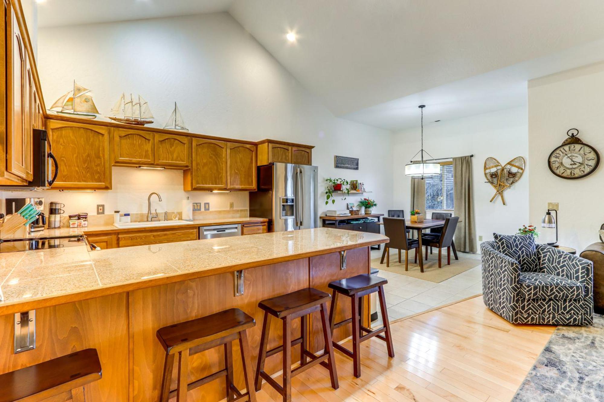 Modern Coeur Dalene Getaway Condo Walk Downtown! Coeur d'Alene Bagian luar foto
