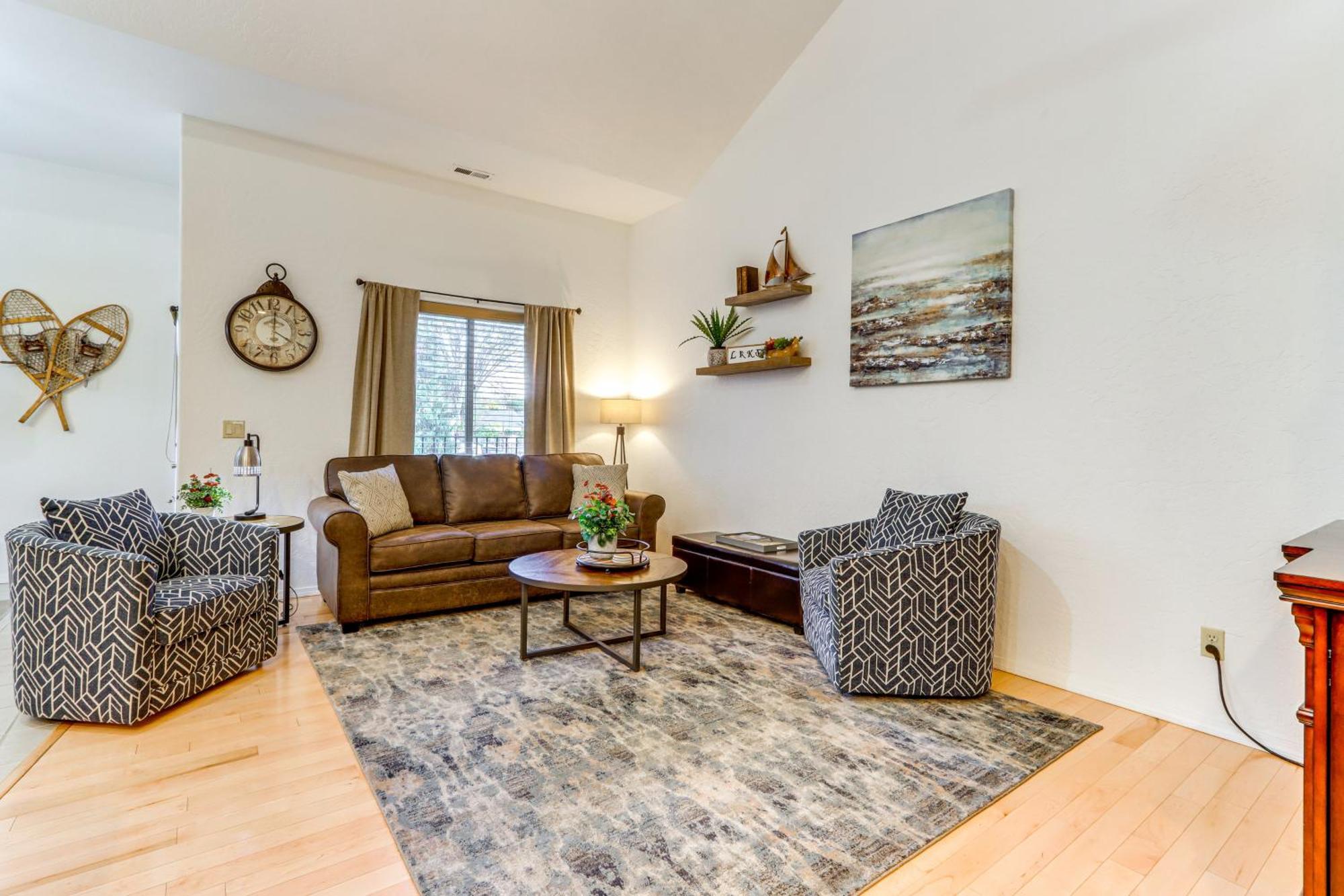 Modern Coeur Dalene Getaway Condo Walk Downtown! Coeur d'Alene Bagian luar foto